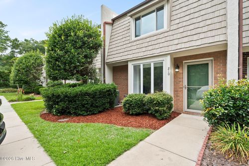 210 Cobblestone Dr, Wilmington, NC, 28405-3527 | Card Image