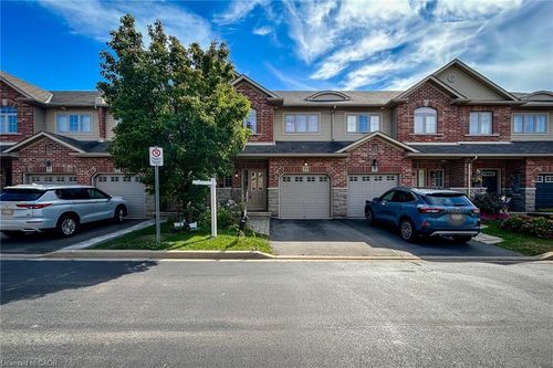 33 Marina Point Cres, Stoney Creek, ON, L8E0E4 | Card Image