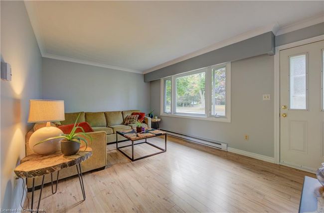 721 Waterloo St, House other with 3 bedrooms, 1 bathrooms and 5 parking in Mount Forest ON | Image 7