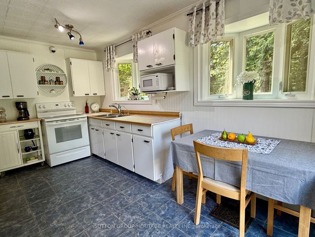 2766 Highpoint Sideroad, House other with 4 bedrooms, 3 bathrooms and 6 parking in Caledon ON | Image 12