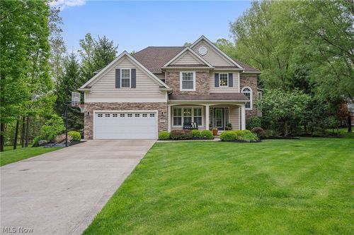 12067 Summerwood Dr, Concord Twp, OH, 44077-8521 | Card Image