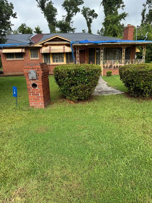 10 S Williams St, Lakeland, GA, 31635-6915 | Card Image