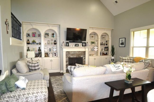 Great Room | Image 13