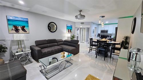 apt-103-5680 Sw 3rd Pl, Margate, FL, 33068-1818 | Card Image