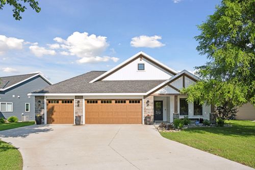 2333 40th Ave S, Saint Cloud, MN, 56301-9803 | Card Image