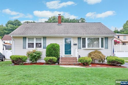 155 Oldfield Ave, Hasbrouck Heights, NJ, 07604-2510 | Card Image