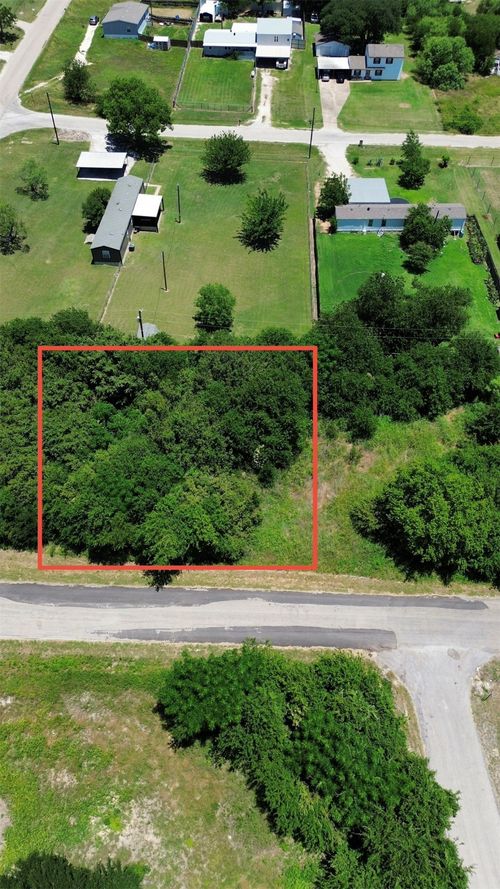 4513 Mimosa Dr, Granbury, TX, 76048-3512 | Card Image