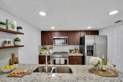 54-8-4550 Sw 68th Court Circle, Miami, FL, 33155 | Card Image