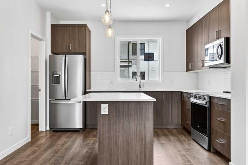 210-1750 Rangeview Dr Se, Calgary, AB, T3S0X3 | Card Image