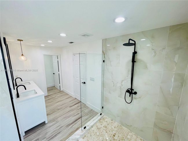 272 Sw Oakridge Dr, House other with 4 bedrooms, 2 bathrooms and null parking in Port St. Lucie FL | Image 35