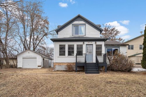 12710 Newell Ave, Lindstrom, MN, 55045-8433 | Card Image
