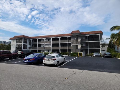 apt-110-651 Pine Dr, Pompano Beach, FL, 33060-7285 | Card Image