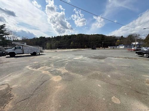 188 S Main St, Ellenville, NY, 12428-2184 | Card Image