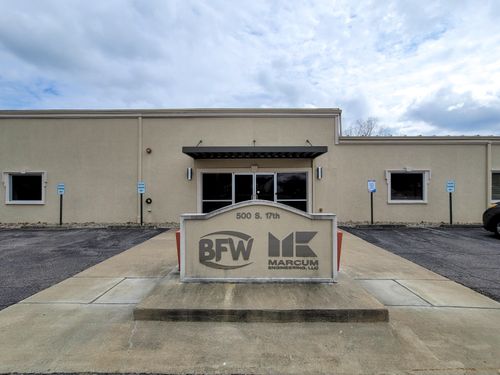 500 S 17th Street, Paducah, KY, 42003 | Card Image