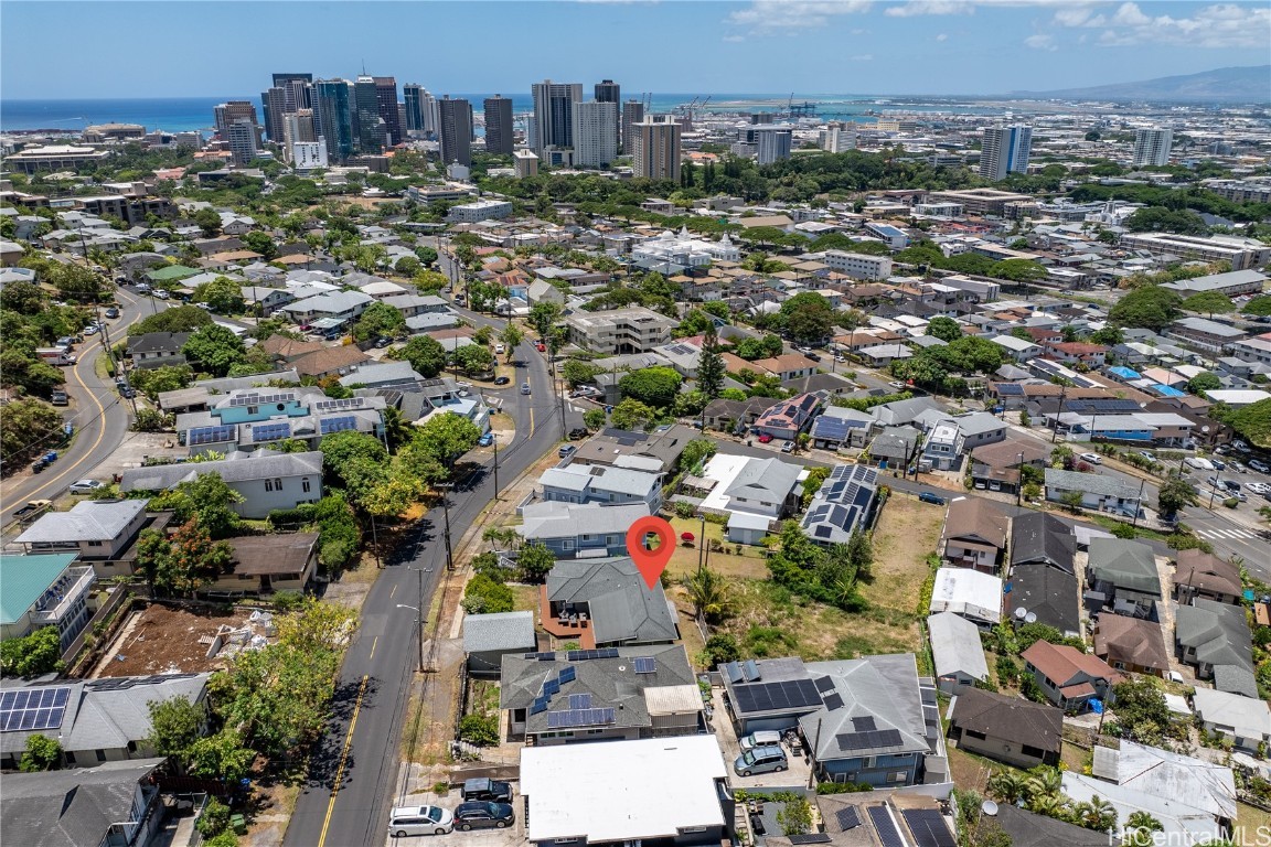 Puowaina Dr, Honolulu, HI 96813 #1