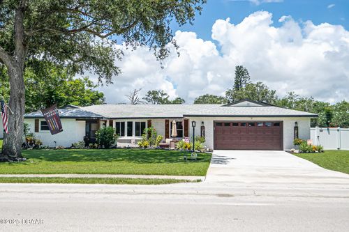 792 N Beach St, Ormond Beach, FL, 32174-4031 | Card Image