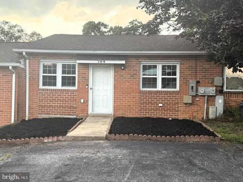 754 Red Clay Dr, Bear, DE, 19701-1059 | Card Image