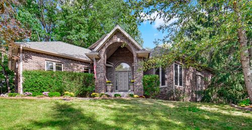2102 Emmett Ct, Valparaiso, IN, 46385 | Card Image