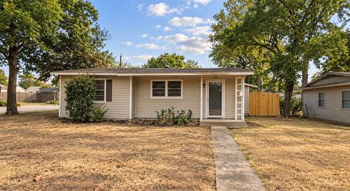 1549 Murray Dr, Garland, TX, 75042-8444 | Card Image