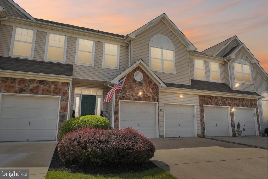 Saint Andrews Ct, Westampton, NJ 08060