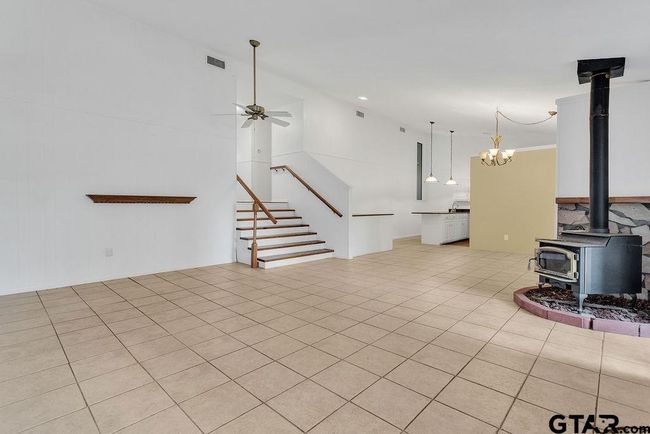 302 Harmony Ln, House other with 3 bedrooms, 3 bathrooms and null parking in Hideaway TX | Image 11