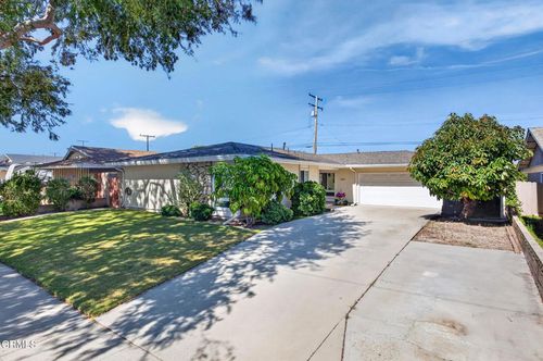 766 Montgomery Ave, Ventura, CA, 93004-2118 | Card Image