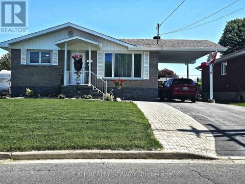 524 Anthony St, Cornwall, ON, K6H5L3 | Card Image