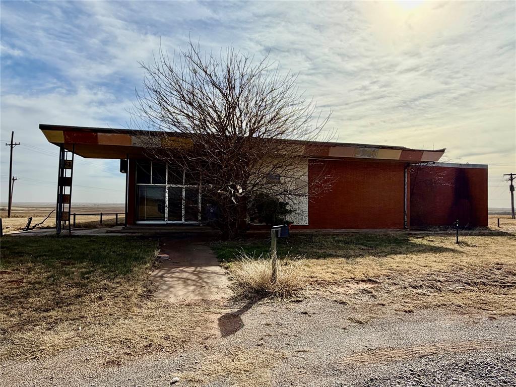 Commercial Sale in Cordell
