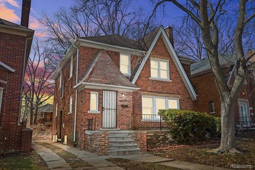 17567 Greenlawn St, Detroit, MI, 48221-2538 | Card Image