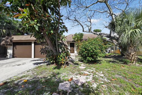 748 Place Chateau, Delray Beach, FL, 33445-2213 | Card Image
