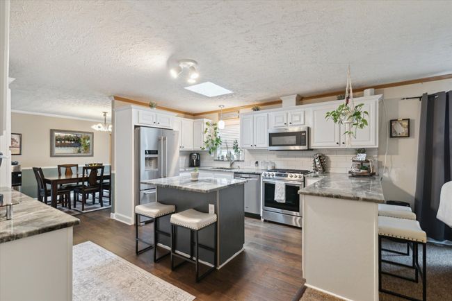 24922 N Hampton Dr, House other with 4 bedrooms, 3 bathrooms and null parking in Flat Rock MI | Image 13