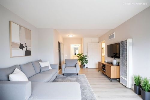 apt-7-868 E Alvarado St, Fallbrook, CA, 92028-2345 | Card Image