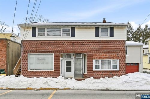 210 River Rd, New Milford, NJ, 07646-1765 | Card Image
