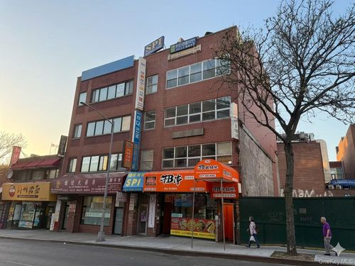3f-13621 41st Ave, Flushing, NY, 11355-2441 | Card Image