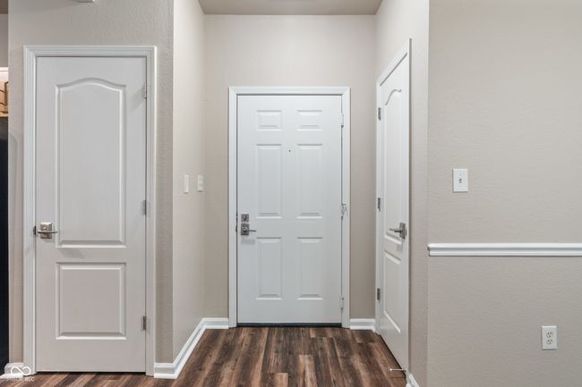Entry | Image 7