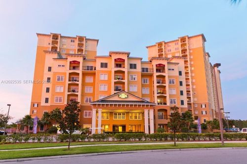 31411-8101 Resort Village Dr, Orlando, FL, 32821-5616 | Card Image