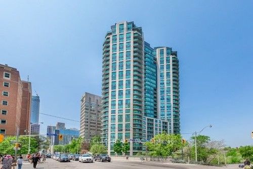 2109-300 Bloor St E, Toronto, ON, M4W3Y2 | Card Image