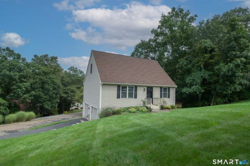 45-45 Copper Hill Dr, Guilford, CT, 06437-1825 | Card Image