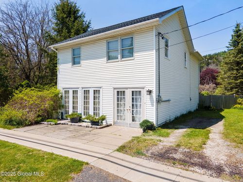 143 Main St, Schenevus, NY, 12155-2023 | Card Image