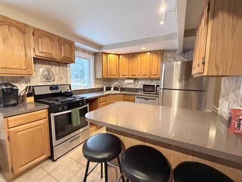 52 Edwards Village Loop, West Dover, VT, 05356-8812 | Card Image