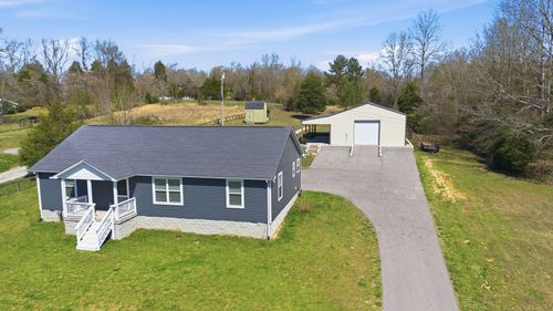 1041 Twin Creek Rd, Charlotte, TN, 37036-5705 | Card Image