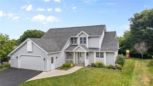 90 Sewilo Hills Dr, Irondequoit, NY, 14622-1768 | Card Image