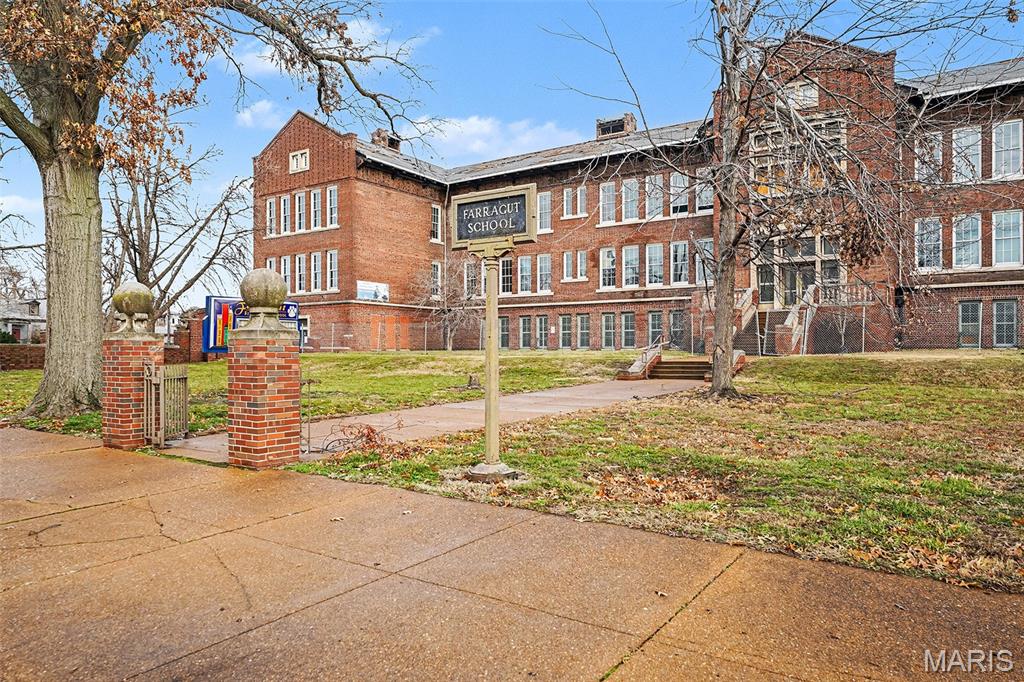 Commercial Sale in St Louis 2