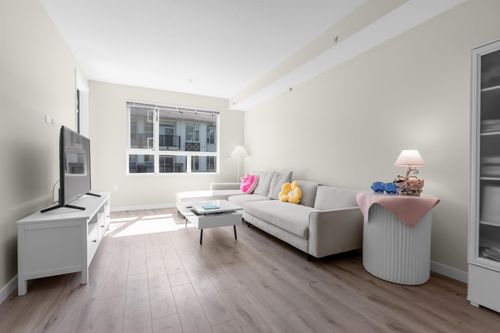 315-9233 Odlin Rd, Richmond, BC, V6X0V4 | Card Image