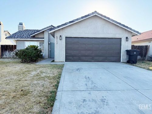 5717 Arc Dome Ave, Bakersfield, CA, 93313 | Card Image