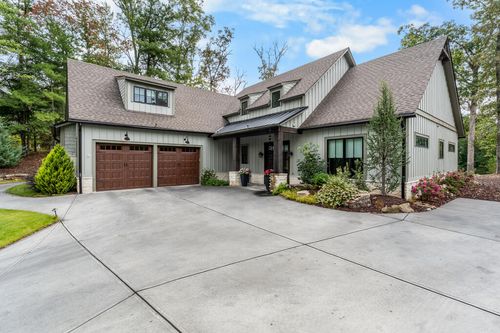 341 Fallen Leaf Road, Mineral Bluff, GA, 30559 | Card Image