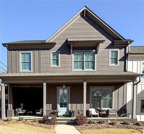 5736 Main St, Flowery Branch, GA, 30542-5780 | Card Image