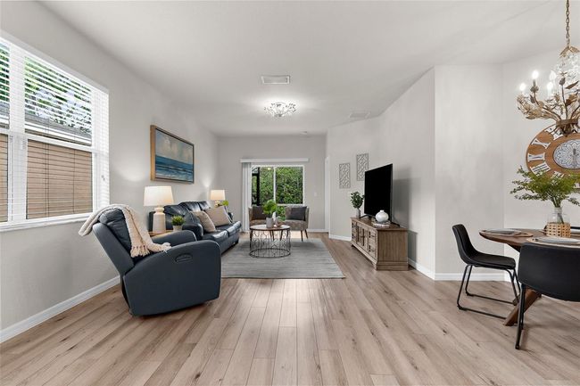 11819 Tempest Harbor Loop, House other with 3 bedrooms, 2 bathrooms and null parking in VENICE FL | Image 4