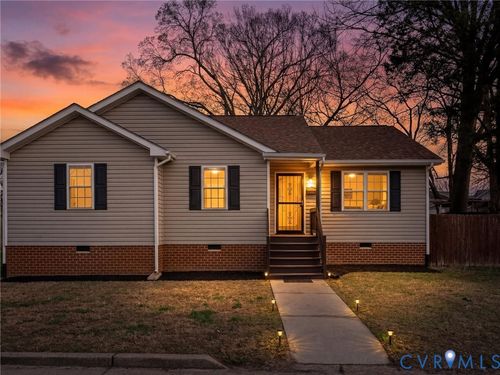 309 S 17th Ave, Hopewell, VA, 23860-3609 | Card Image
