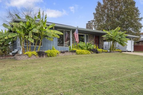 7 Cove St, Kimberling City, MO, 65686-9571 | Card Image